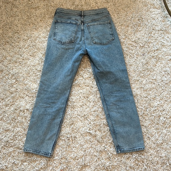 Mango Slim Fit Mar Acid Wash High Waisted Cropped Denim Jeans, Size 6 - Picture 4 of 5